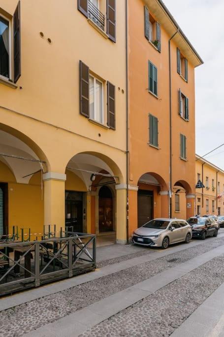 Suite In Via Del Pratello Bologna Eksteriør bilde