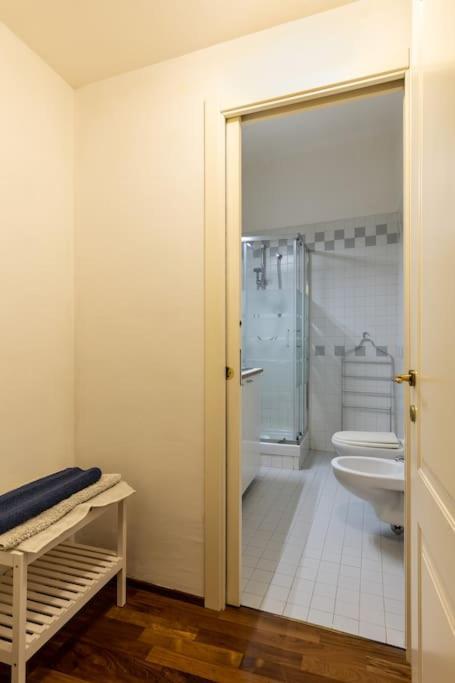 Suite In Via Del Pratello Bologna Eksteriør bilde