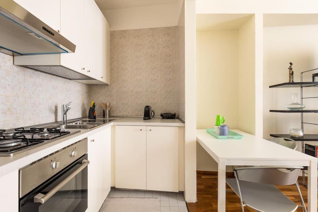 Suite In Via Del Pratello Bologna Eksteriør bilde
