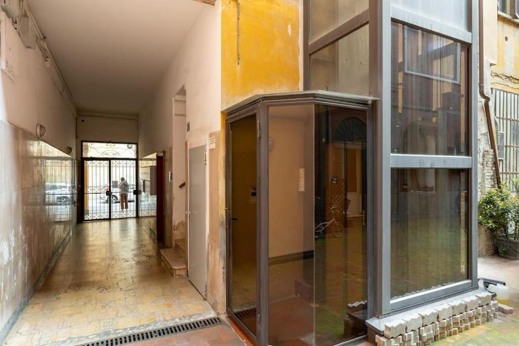 Suite In Via Del Pratello Bologna Eksteriør bilde